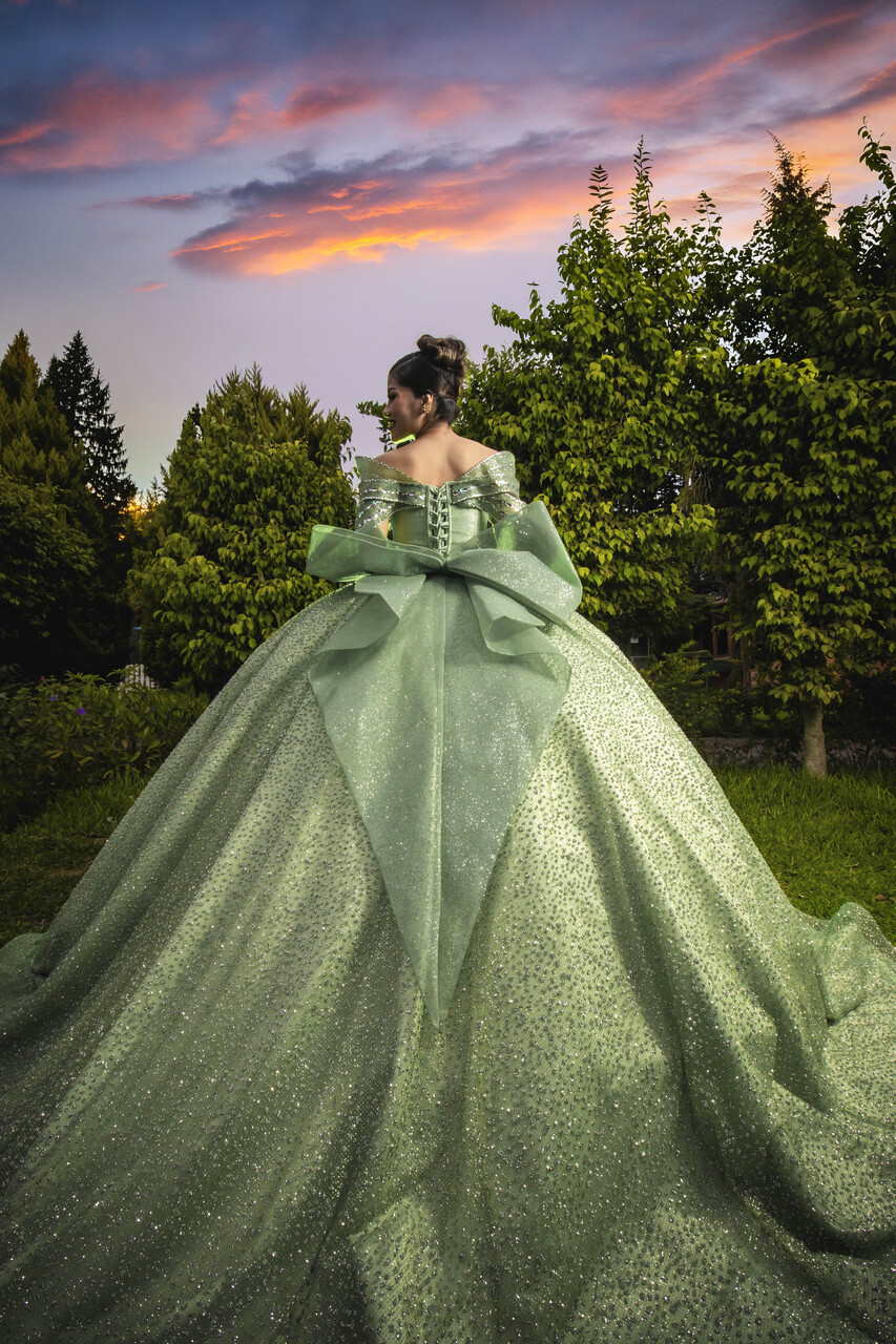 vestido-quinceanera-verde-manzana-princesa 3